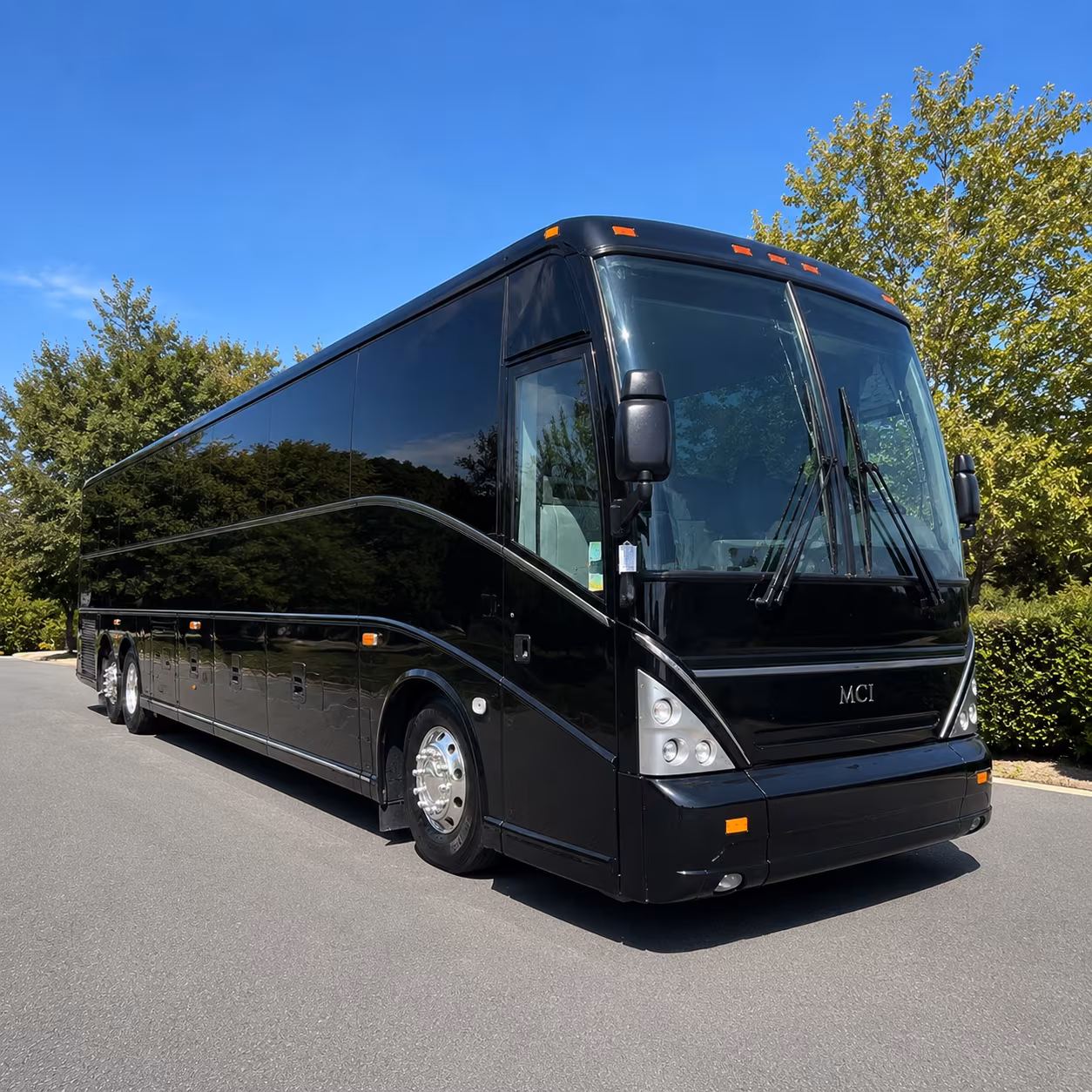 college and university field trip buses for fayetteville state and methodist university groups